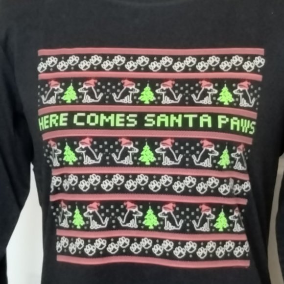 Here Comes Santa Paws Long Sleeve Ladies Crewneck Black Christmas Shirt NEW - Picture 7 of 7
